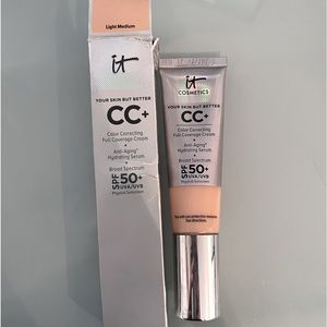 IT Cosmetics CC+ Cream light Medium